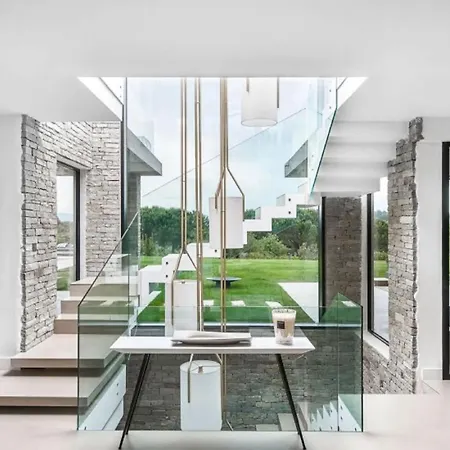 Splendor Tropez Villa